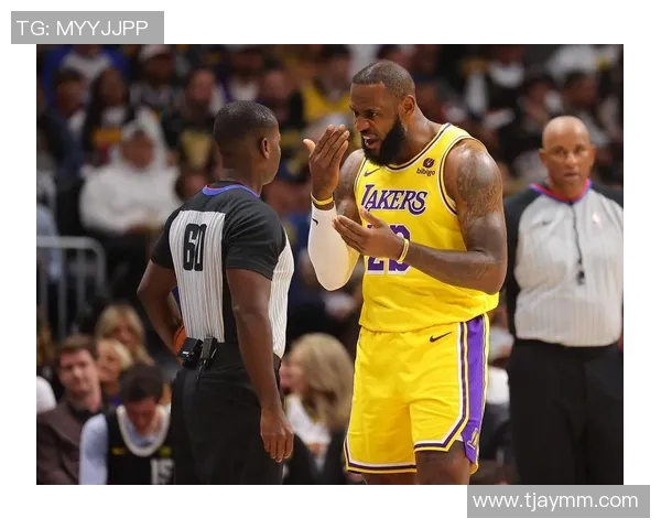 火箭与湖人精彩对决回顾12月14日比赛录像全景解析